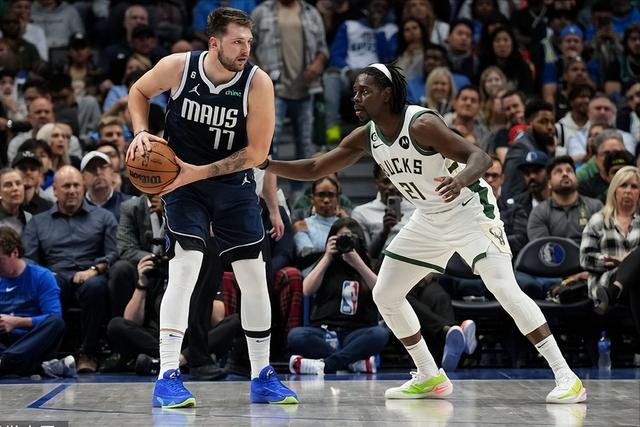 亚冠-C罗补射破门 利雅得胜利主场5-1艾因