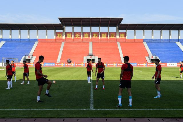 欧协-吉乌破门韦加建功 切尔西3-1阿斯塔纳