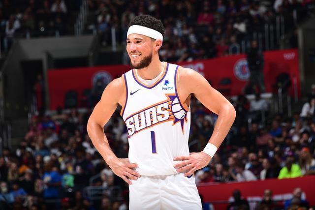 雷霆险胜鹈鹕送快船回西部第4 独行侠大胜国王